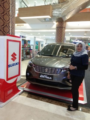 Contoh Desain Kartu Nama Sales Mobil Terbaik