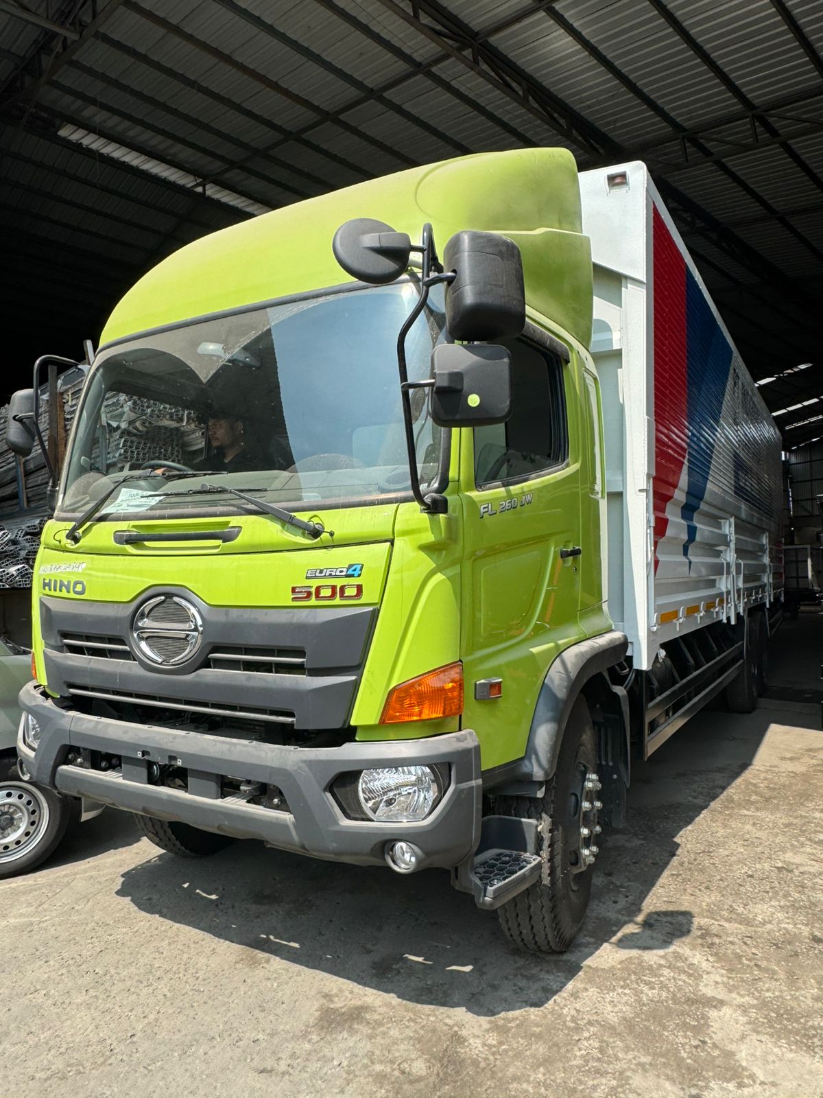 Hino Medan - Harga Kredit & Diskon Terbaik 2025